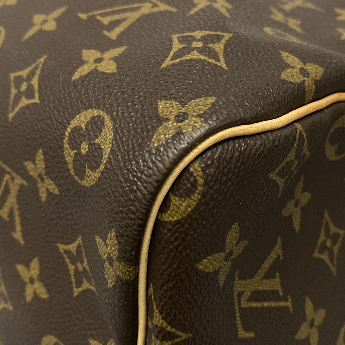 VUITTON