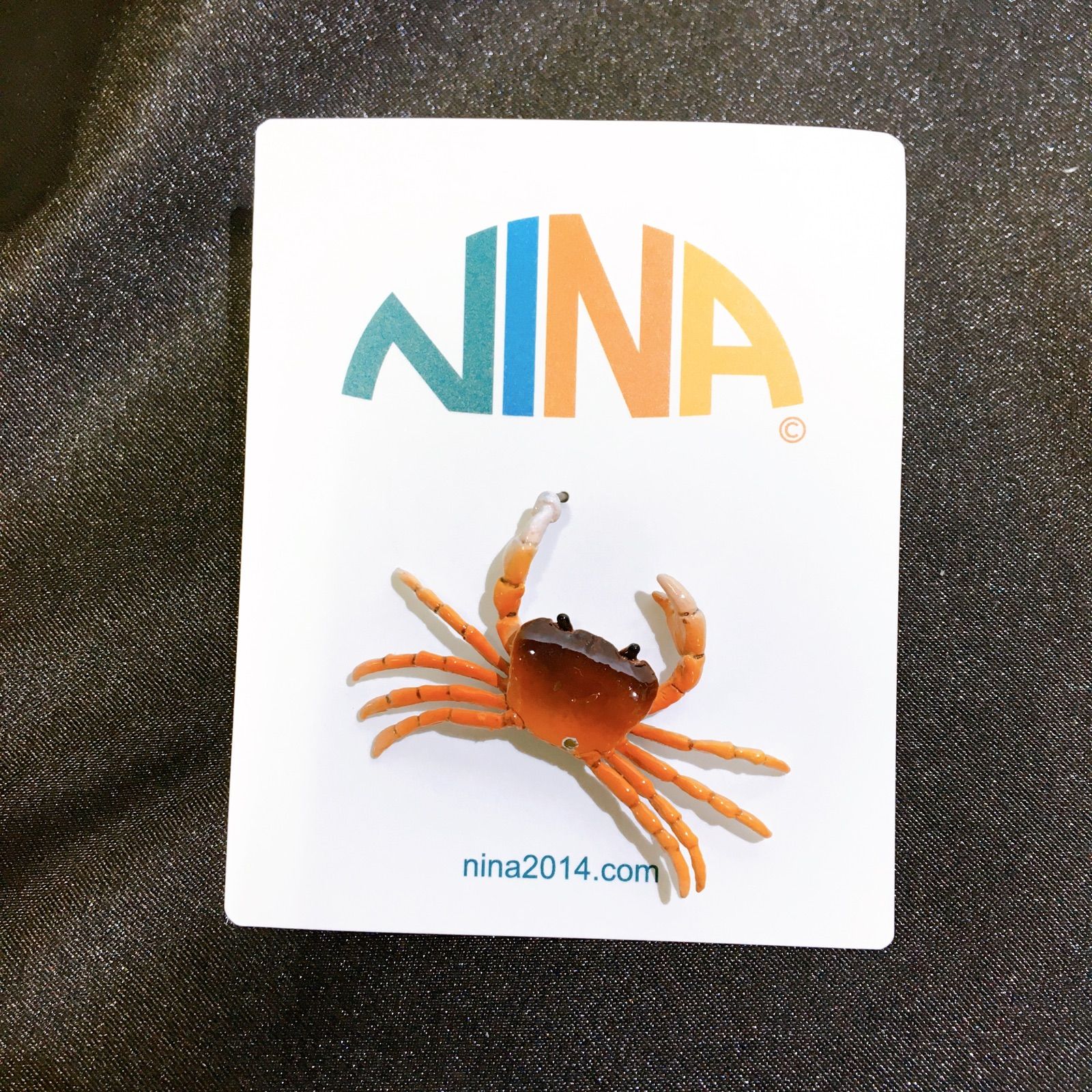 美品】NINA サワガニ ピアス - メルカリ