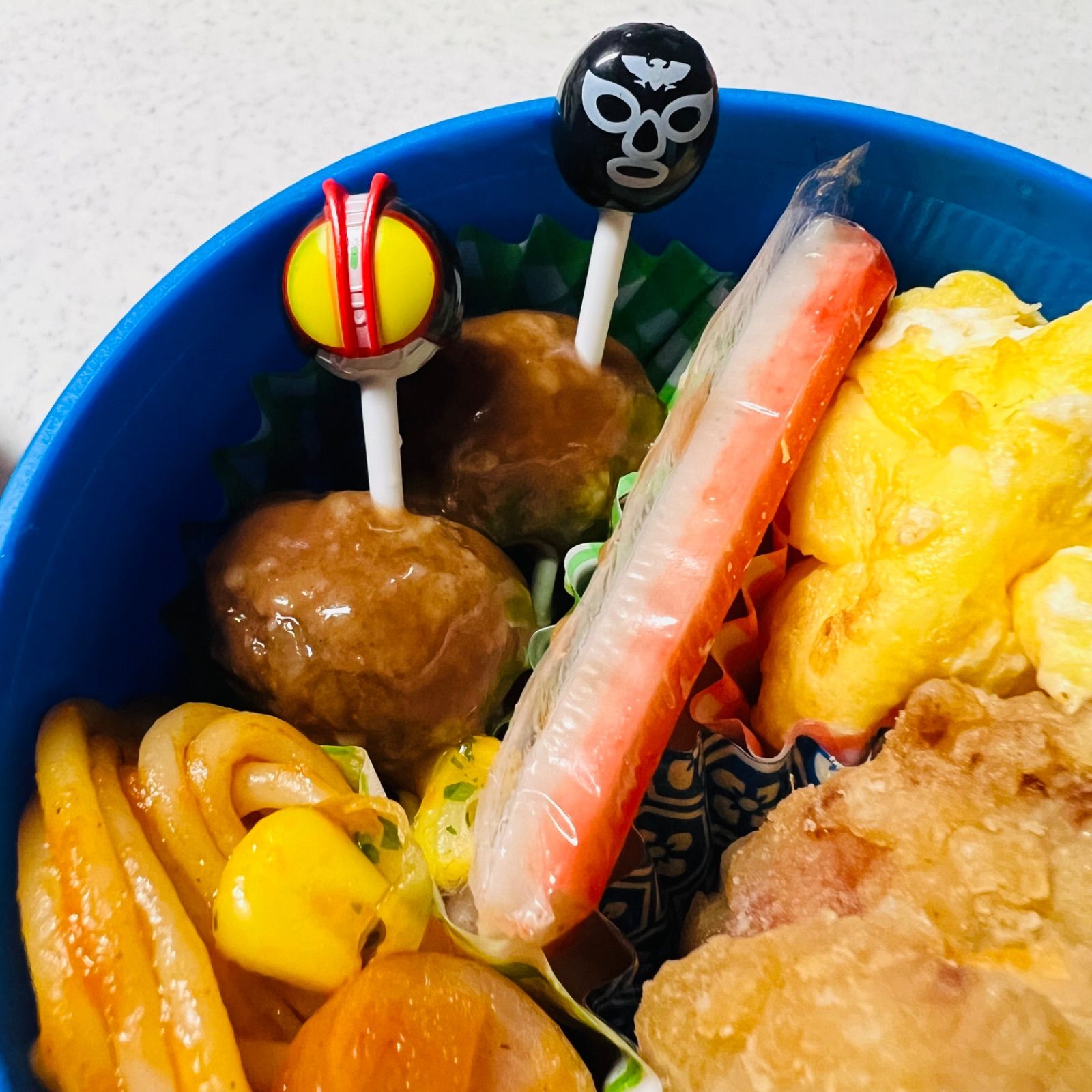 仮面ライダー 幼稚園 キャラ弁 お弁当 ♪ 飾り ピック セット 7柄×各1本 メルカリ