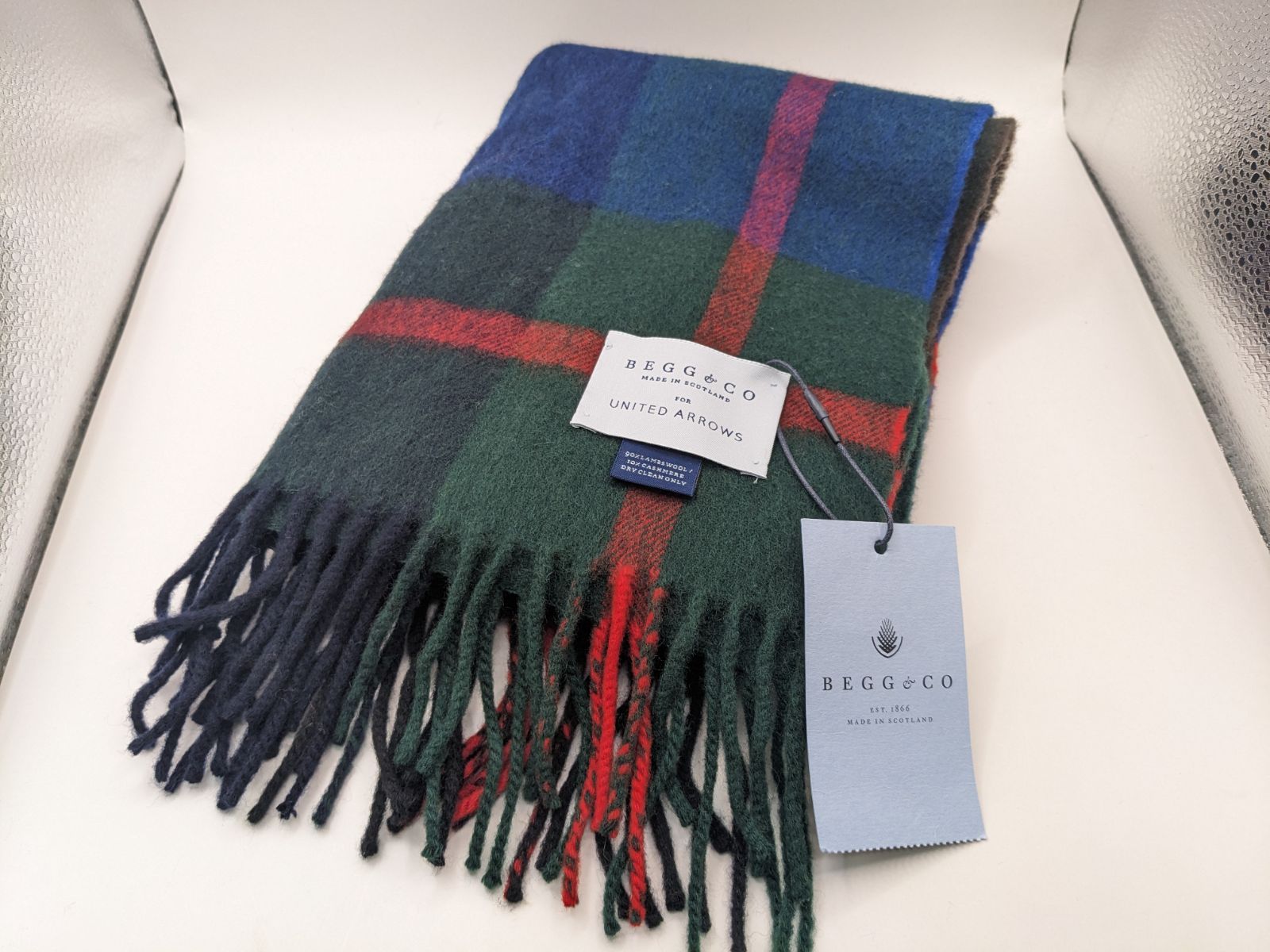 BEGG & CO チェック柄マフラー タグ付き未使用品 BEGG & CO ベグアンドコー チェック柄