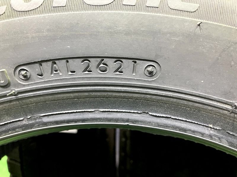 スタッドレス