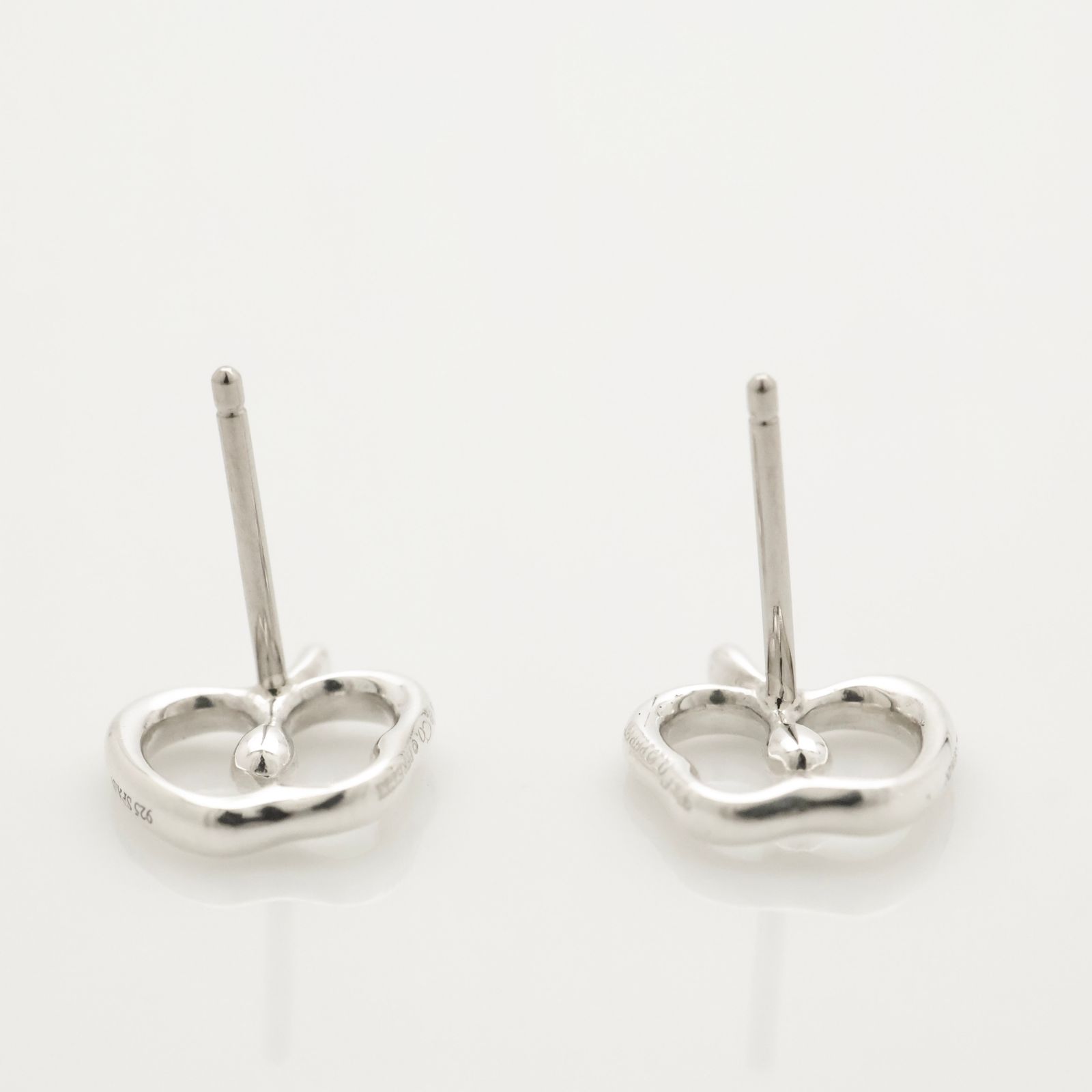 Tiffany&Co ティファニー アップル ピアス ミニ スモール 925 楽天市場】ティファニー Tiffany & Co. ピアス アップル 林檎