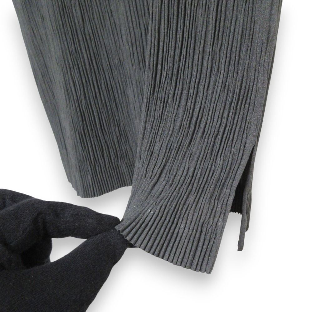 えり道路　ISSEY MIYAKE(FETE)プリーツ 長袖トップス 美品 ISSEY MIYAKE FETE イッセイミヤケフェット プリーツ