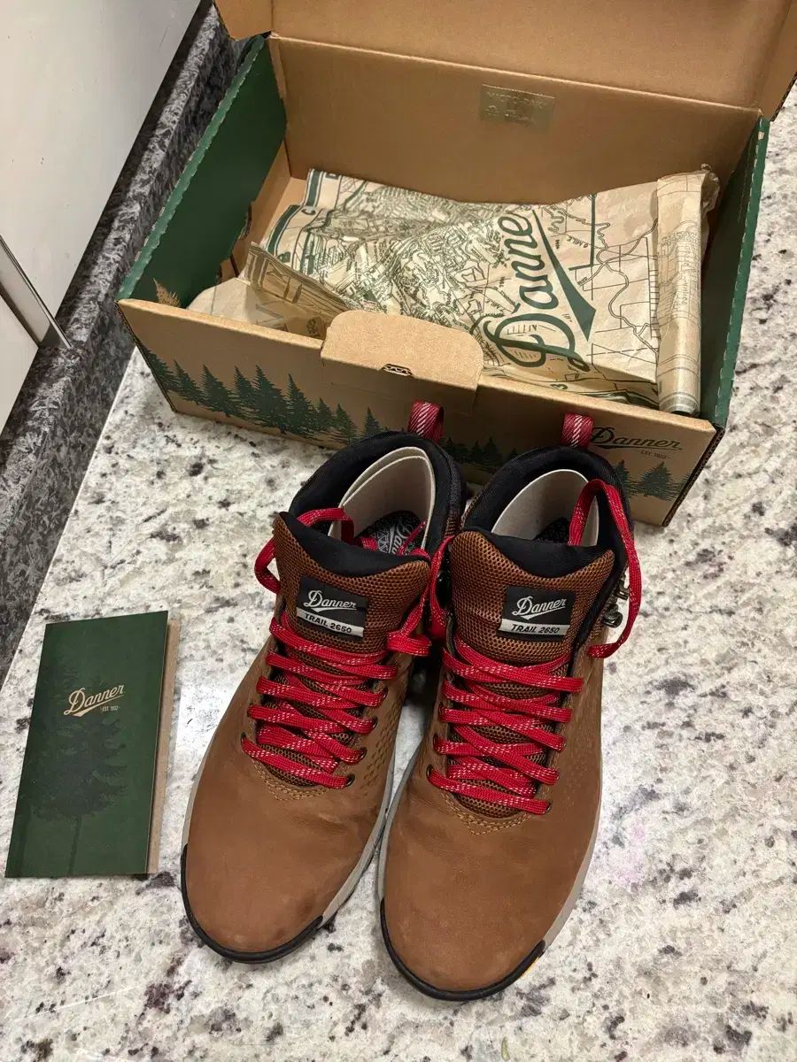 ブラウン|レッド 280