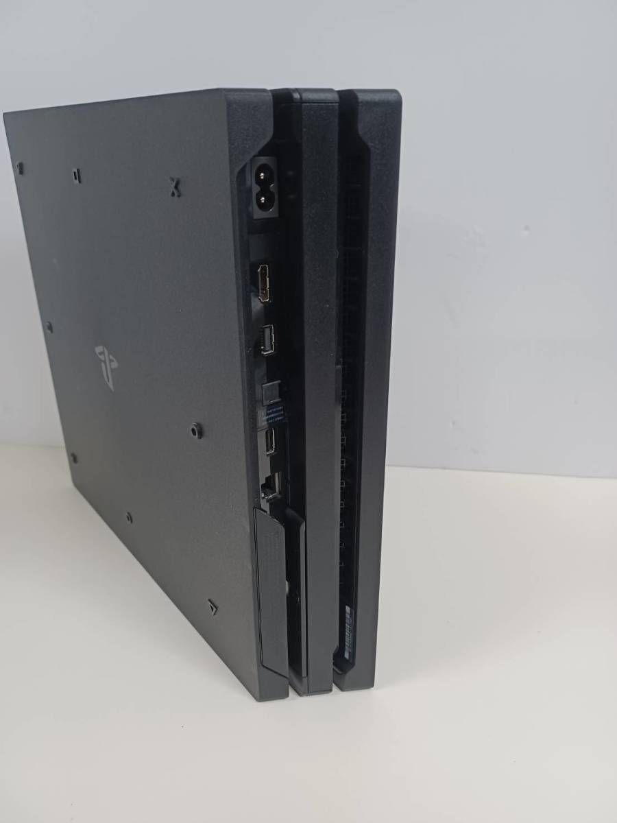 美品】PlayStation4 Pro/CUHJ-10032/モンスターハンターワールド 