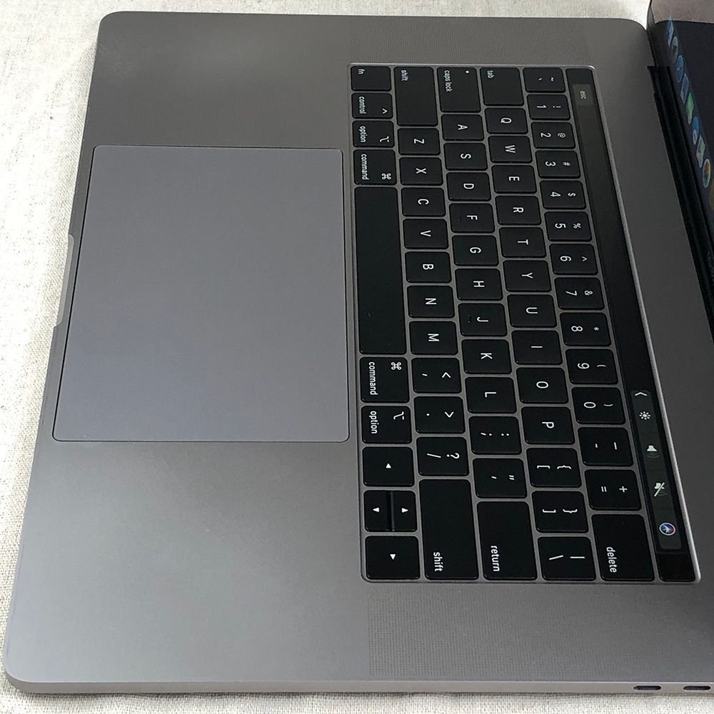 ◇ジャンク品・本体のみ◇Apple MacBook Pro (15インチ 2019
