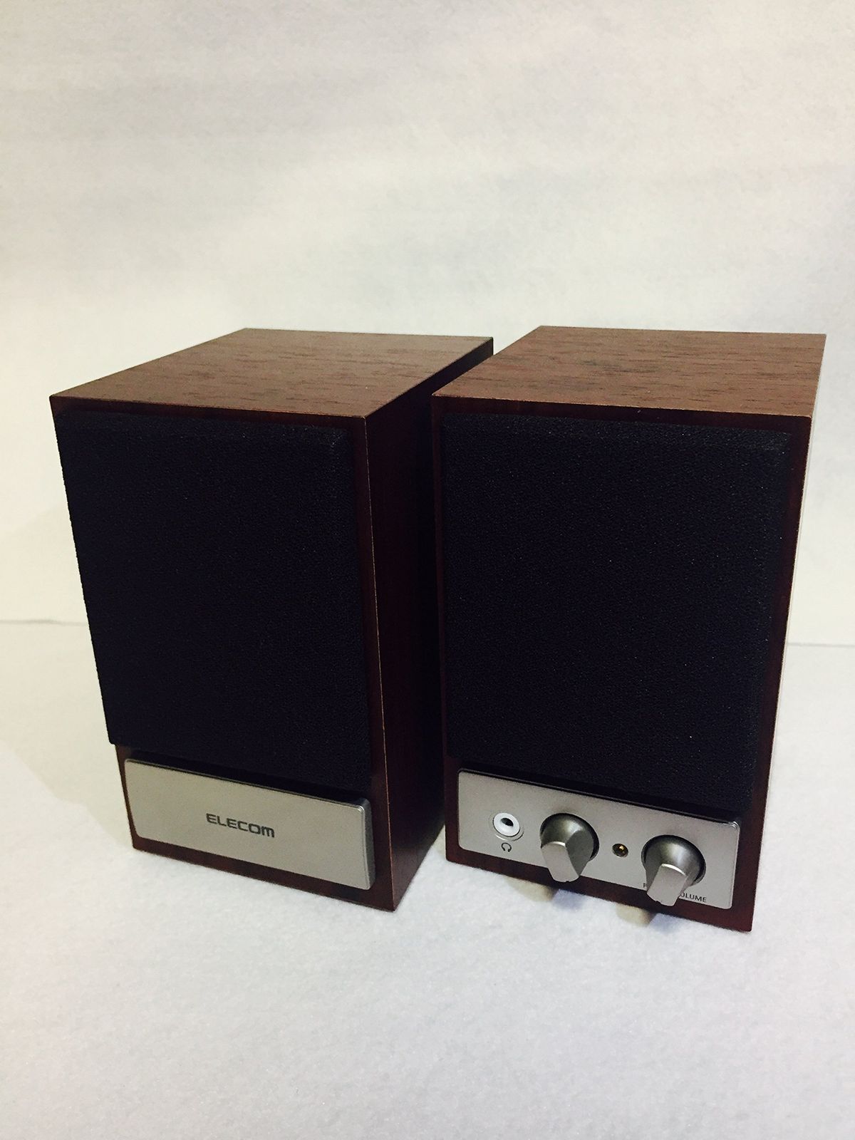 【1900年モデル】ELECOM MS-75CH マルチメディアスピーカシステム(中古品)