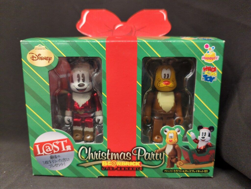 MEDICOMTOY !ハッピークジ クリスマスパーティー/BE@RBRICK L@ST賞 ミッキー(サンタ/赤メッキ) u0026 プルート(トナカイ)/ハッピークジ 100%