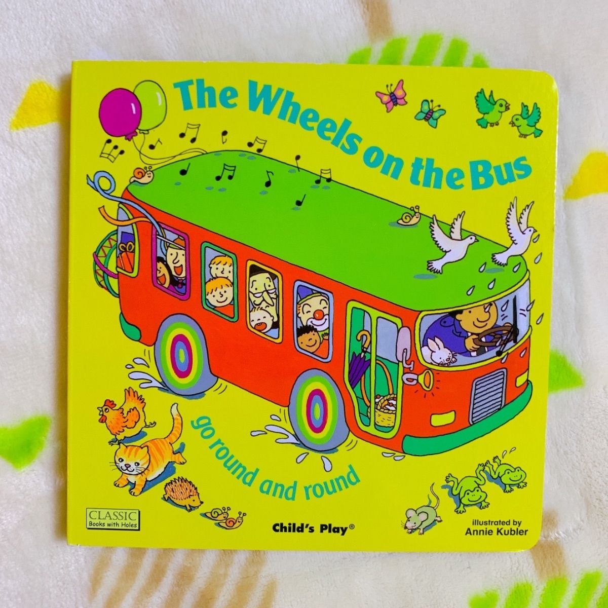 新品】The Wheels on the Bus 英語 絵本 バス 洋書絵本 - メルカリ