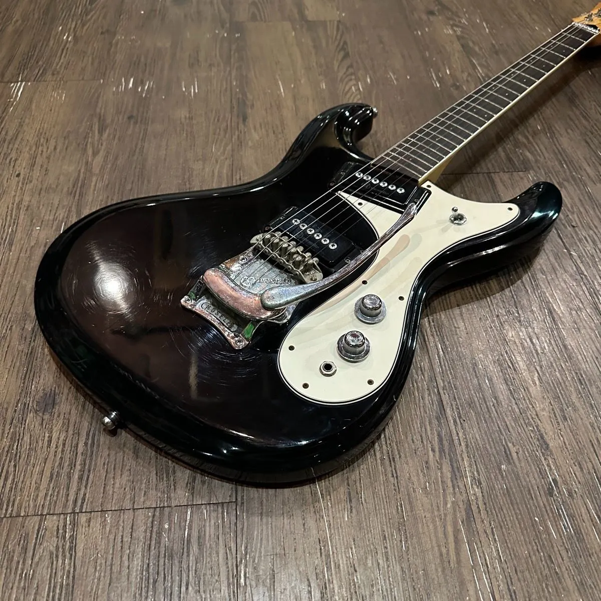 Mosrite Avenger 1960s　モズライト QY3if3PaA2tbDn5KHgHfUD.jpg@webp