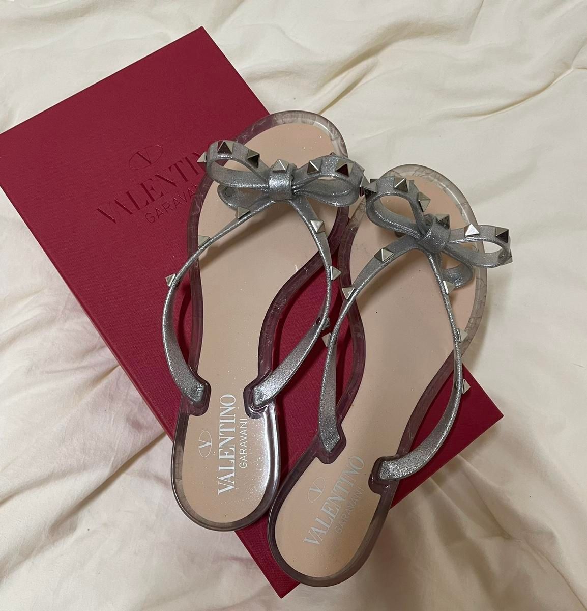 【Bunjang商品韓国直送】VALENTINO(ヴァレンティノ) ロックスタッズ ビーチサンダル 37 正規品 付属品完備