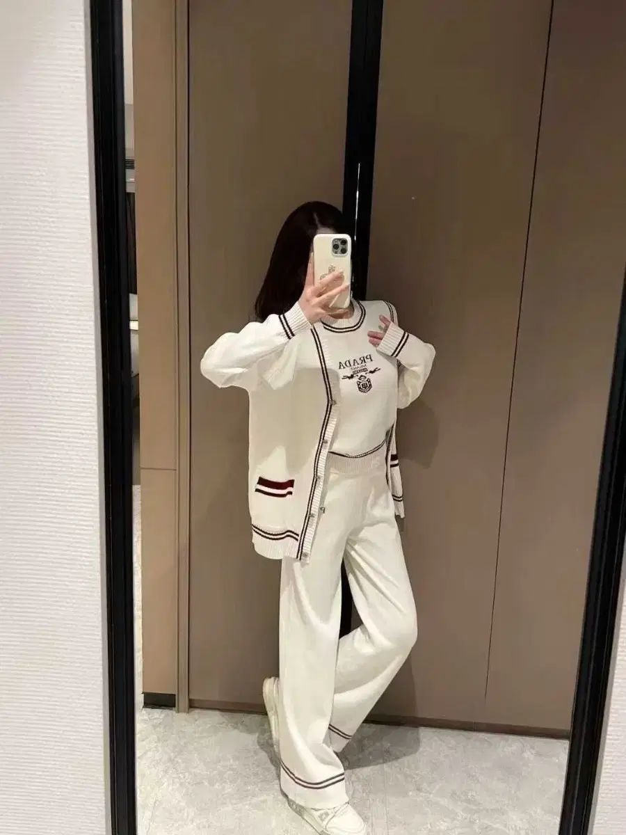 pスリーピース 白 ニット トレーナー セット 3ps