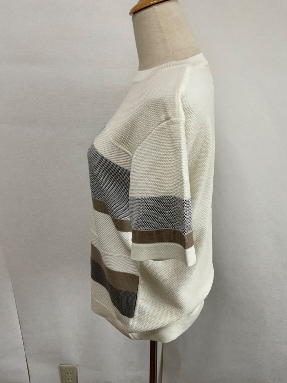 【新品】TAKEO  KIKUCHI タケオキクチ　オフホワイト　メンズ　サマーセーター　半袖　02/M