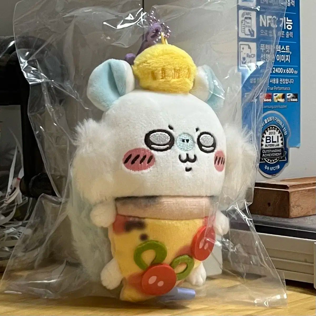 雷市場（ポンジャン）商品韓国直送】 ちいかわ ピザ モモンガ