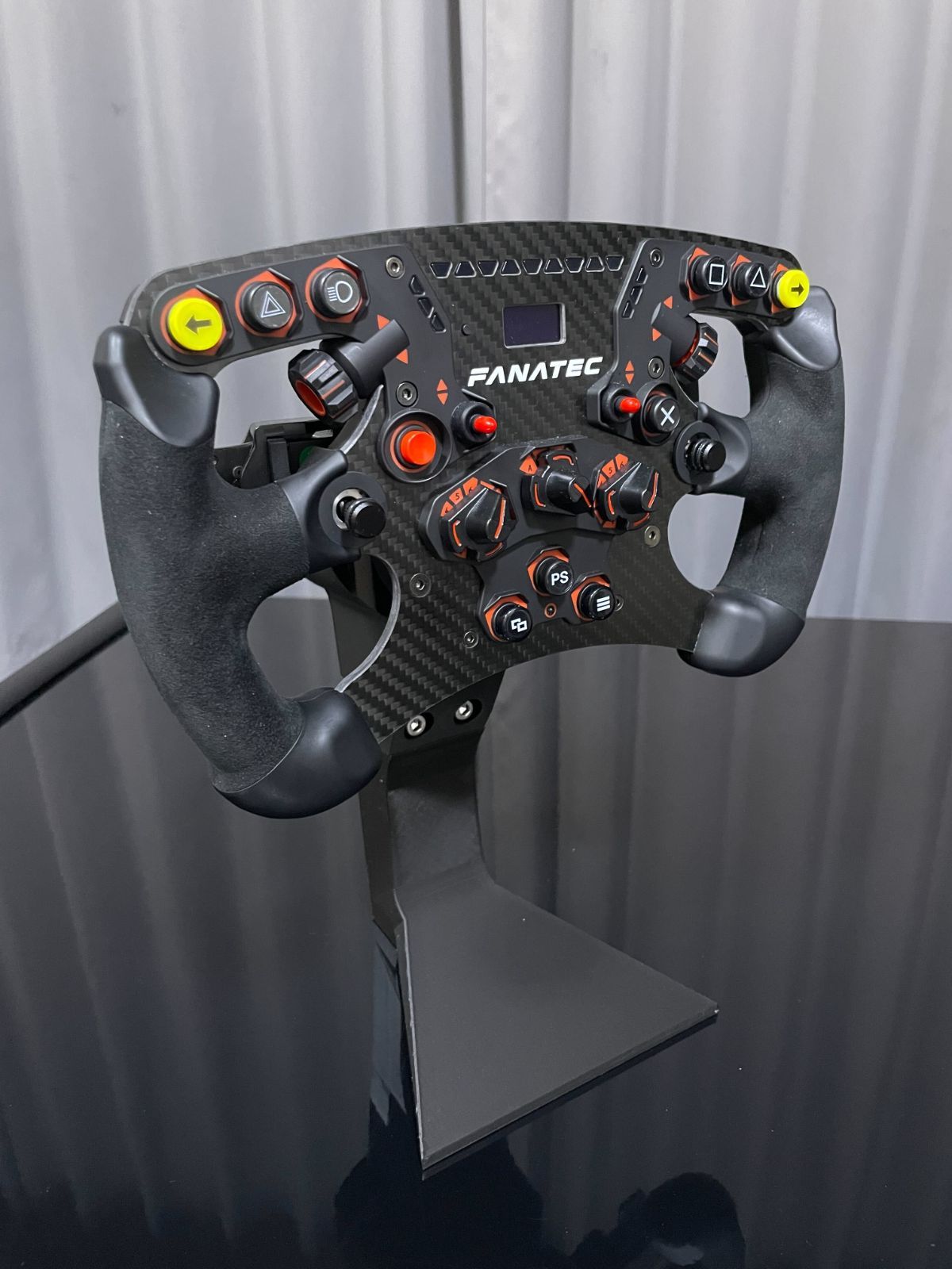 Fanatec Quick Release スロットインスタンド - メルカリ