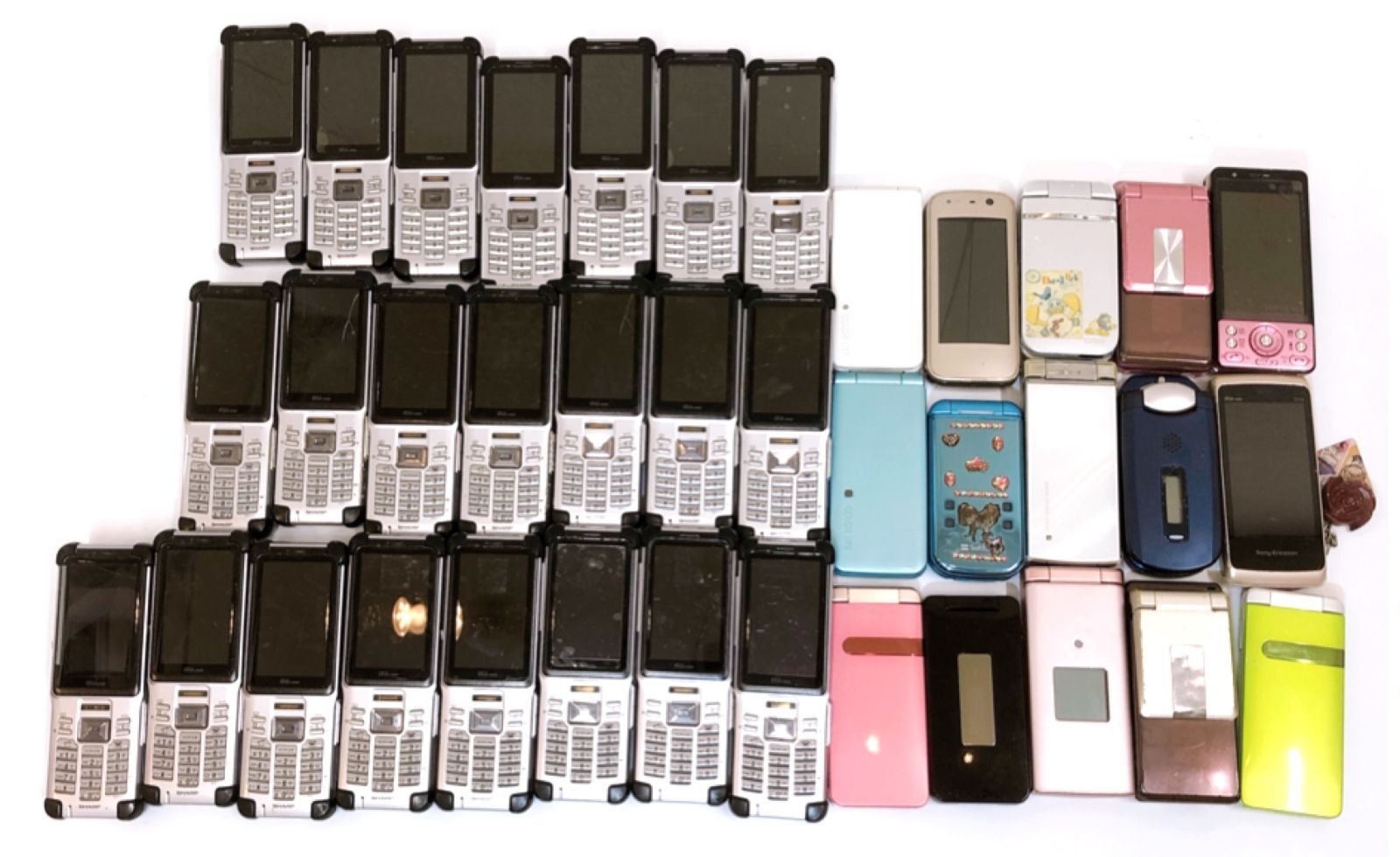 1407-1595】 携帯電話 大量おまとめ 41点 約3.5kg 未選別 ジャンク品