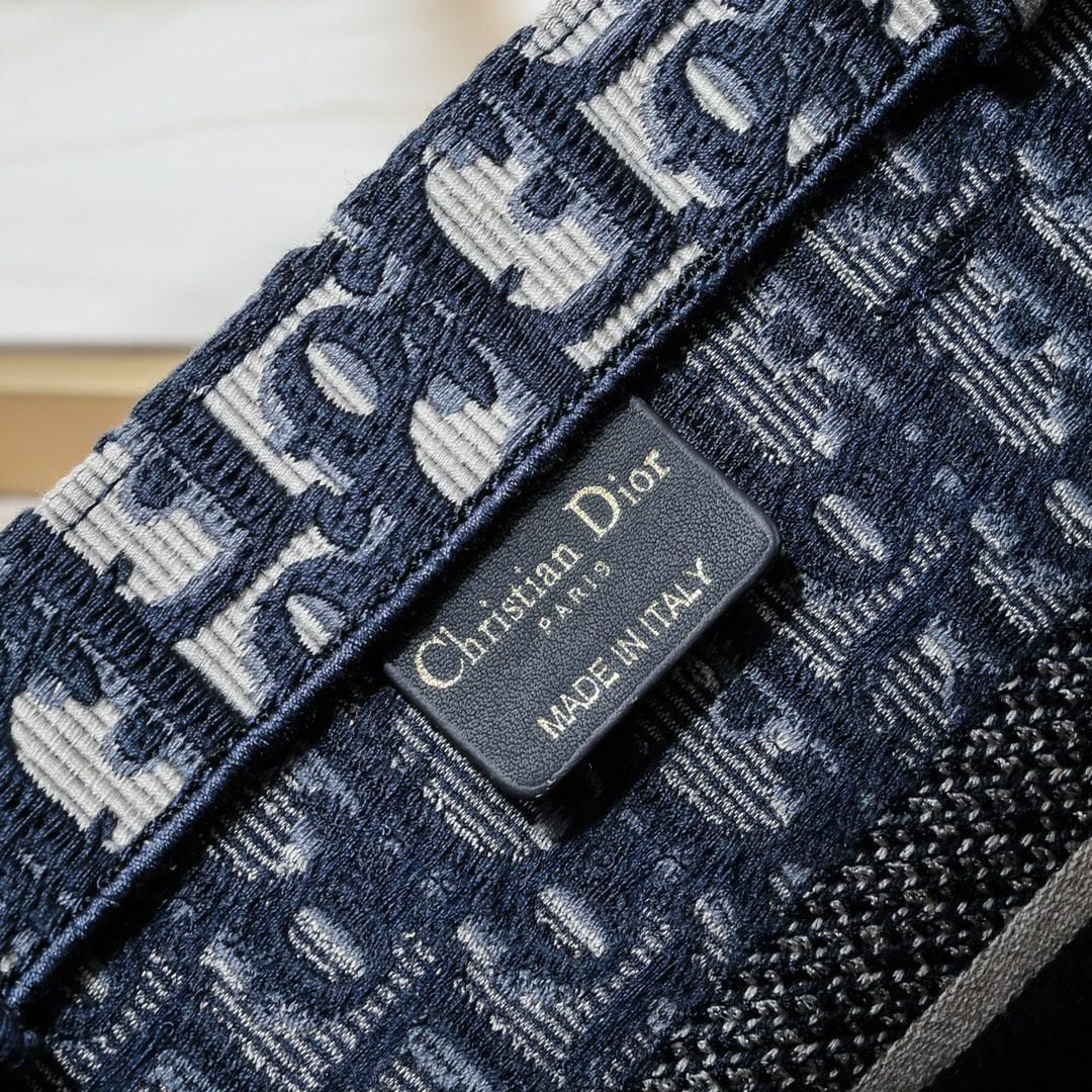 ✿ Dior