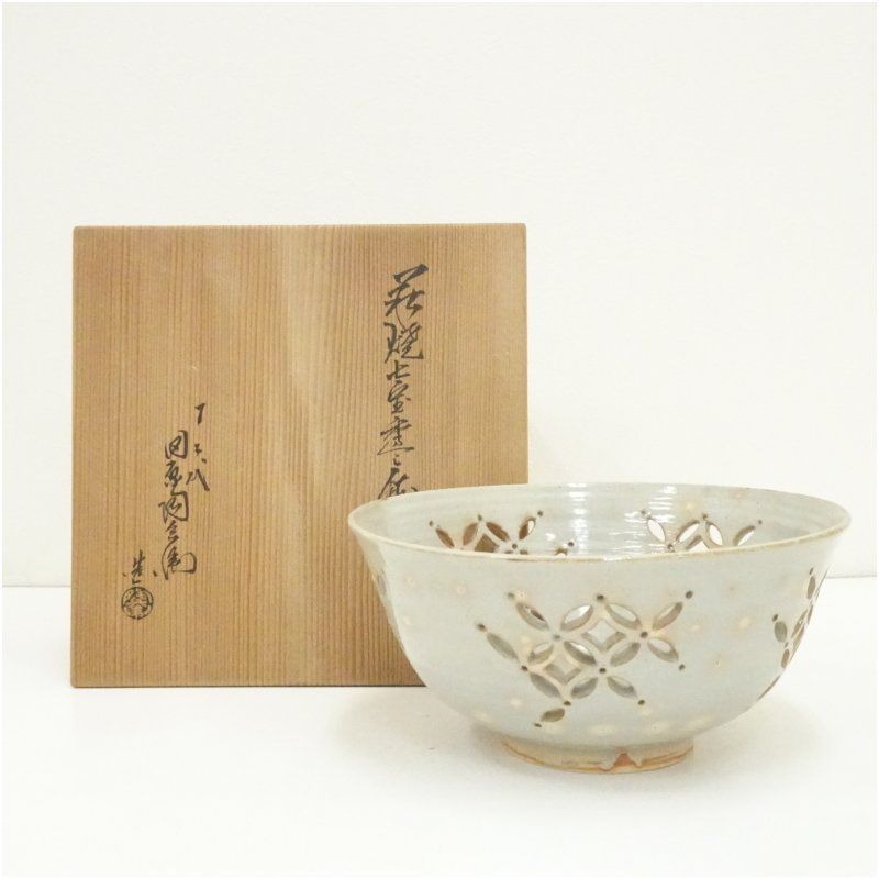 馬場 勝文 - queen and the chair 馬場勝文 陶工房 白磁マット リム