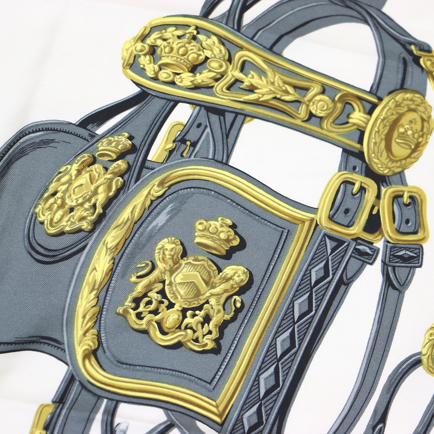 美品 エルメス HERMES カレ 90 ブリッド・ドゥ・ガラ シルク カレ 90 《ブリッド・ドゥ・ガラ・アン・フルール》 - ブルー