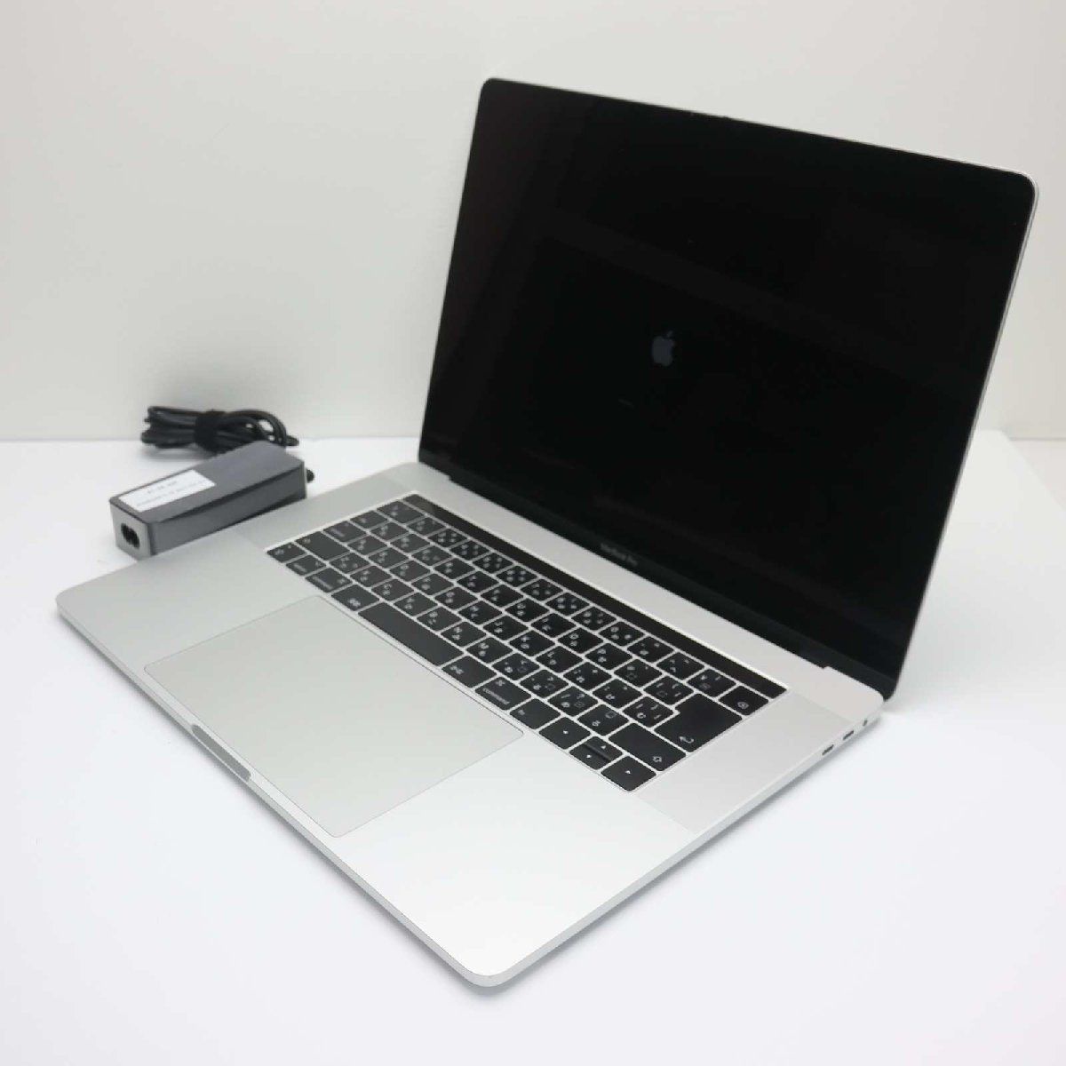 超美品 MacBook Pro 2017 15インチ 第7世代 Core i7 16GB SSD 1TB