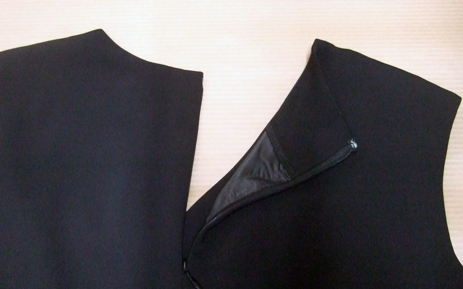 BEAUTY&YOUTH UNITED ARROWS Vネックノースリーブオールインワン 