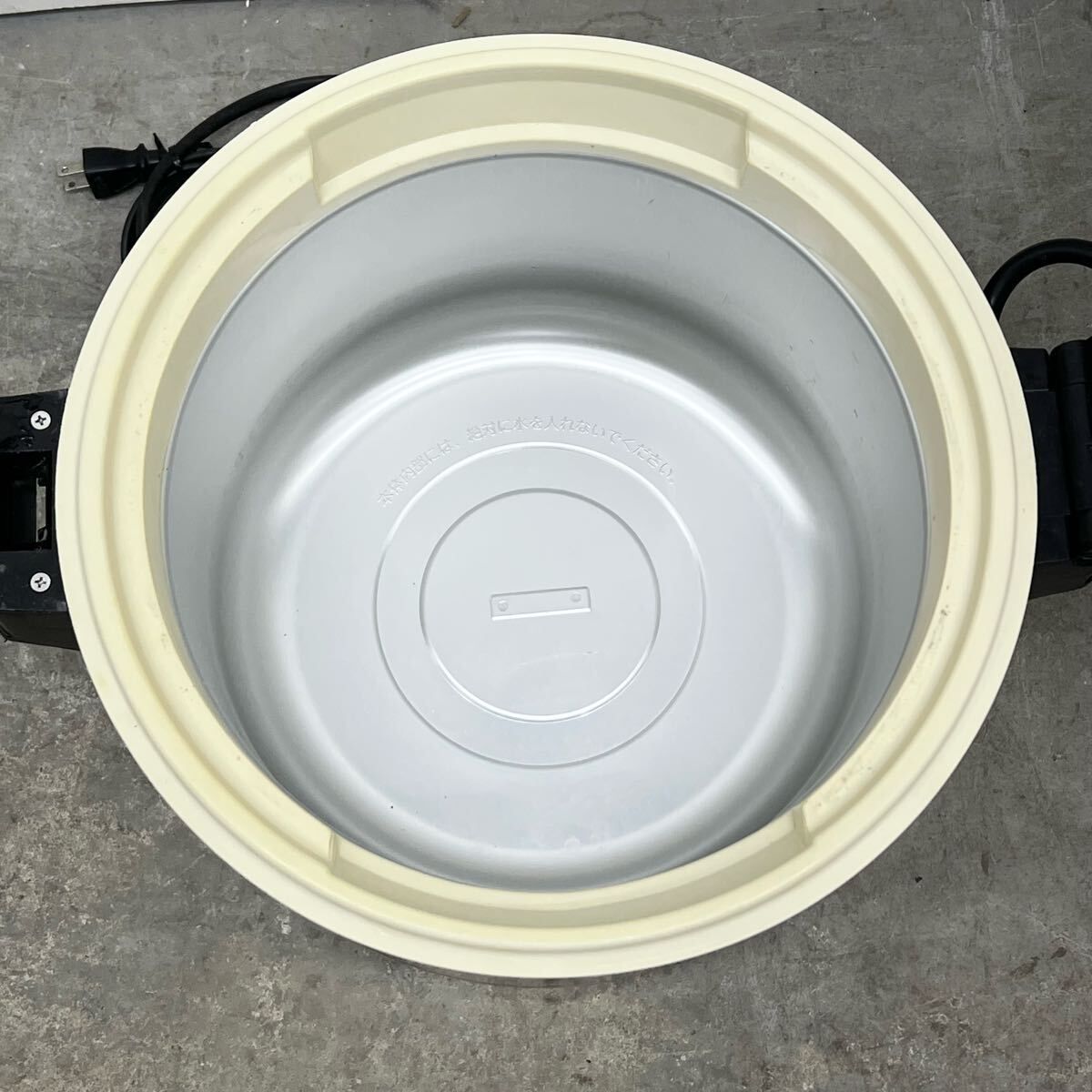 6L 約3.3升