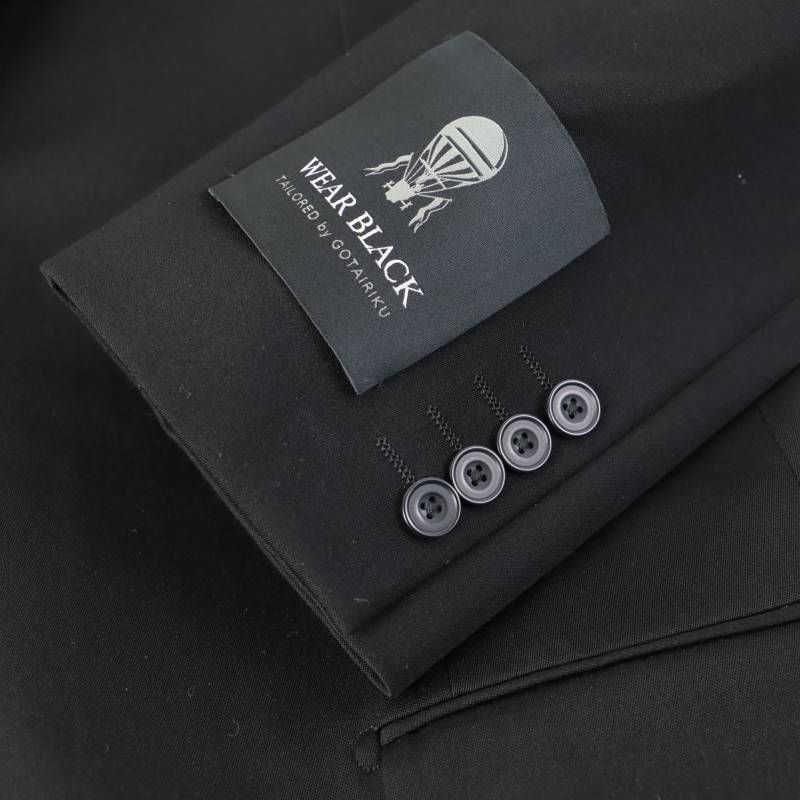 ブラックスーツ