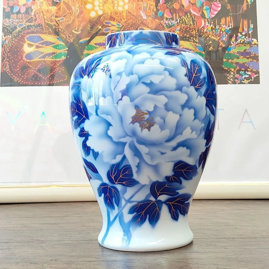 姉川明美 井上萬二 弟子 有田焼 白磁 花瓶 - メルカリ 姉川明美 井上萬