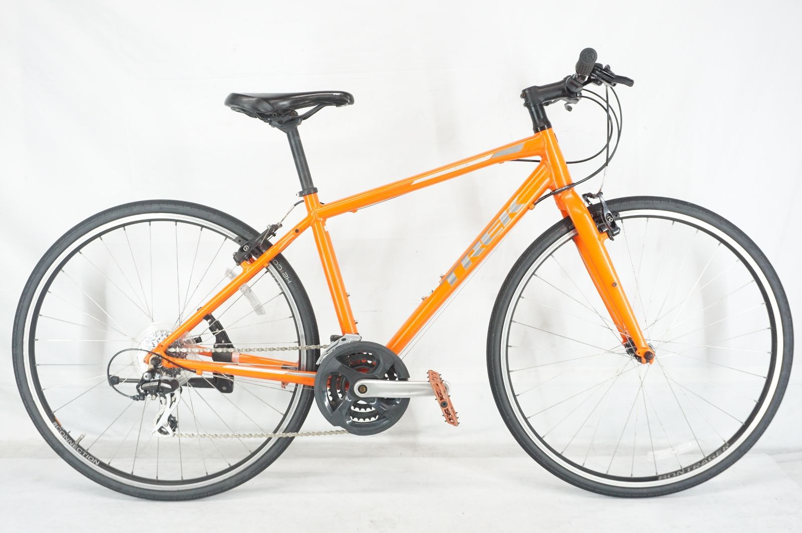 TREK トレック FX2 2018年モデル クロスバイク | バイチャリ阪急塚口店