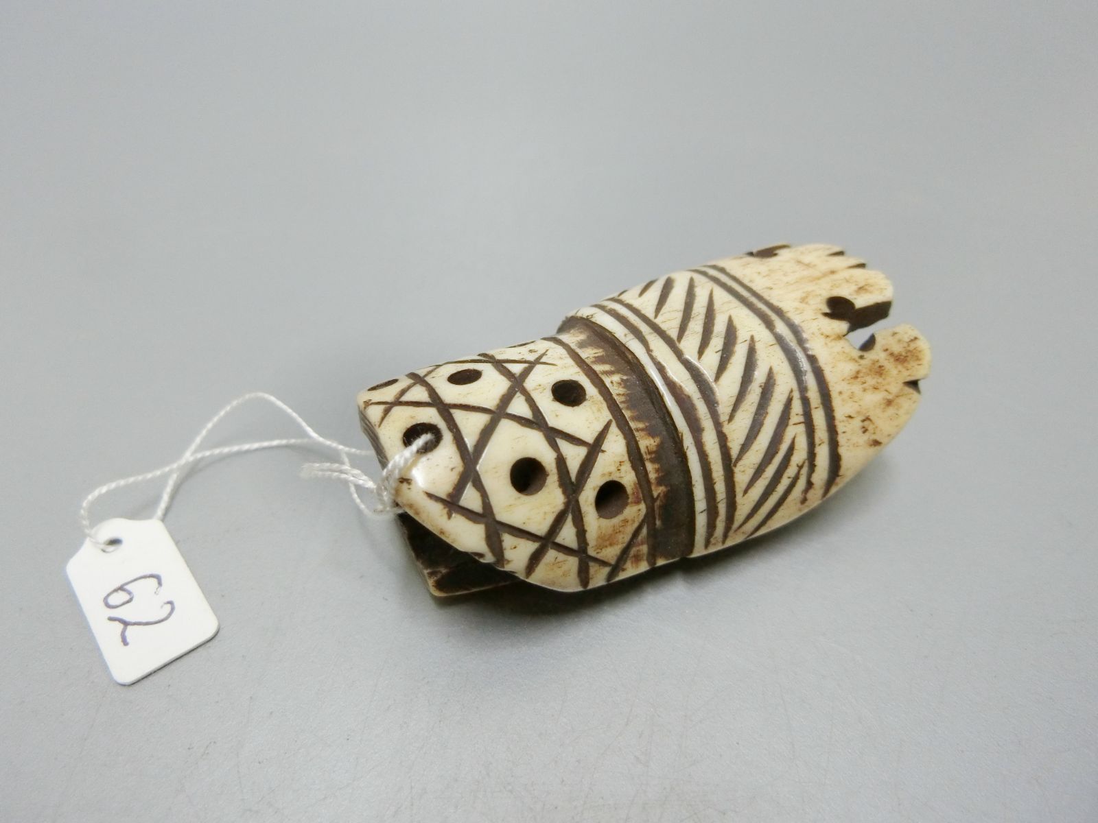 鹿角 古い根付 レトロ 骨董品 鹿角茸差し根付 古根付 鹿角彫刻根付 時代物