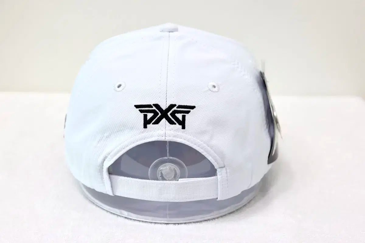 pxgゴルフ 男女兼用ゴルフ 帽子 バケットハット PXG ボールマーカー ゴルフ帽子 主張強め⁉︎ のバケットハット