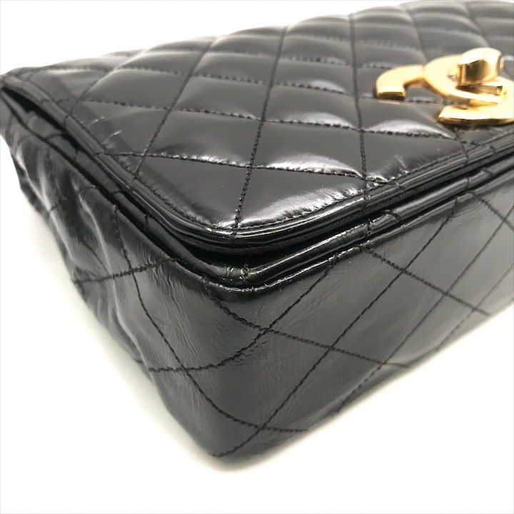 CHANEL シャネル