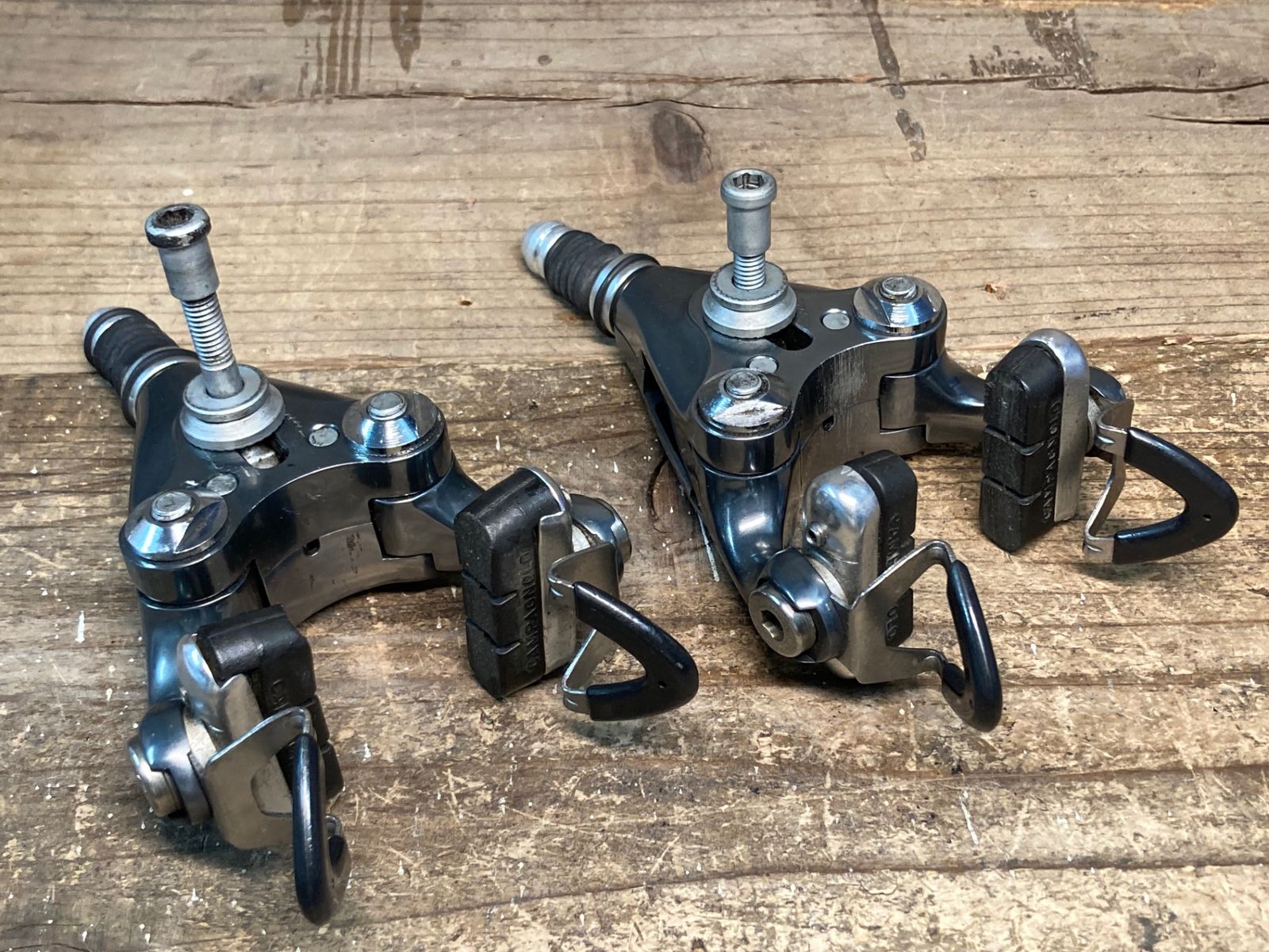 カンパニョーロ CAMPAGNOLO