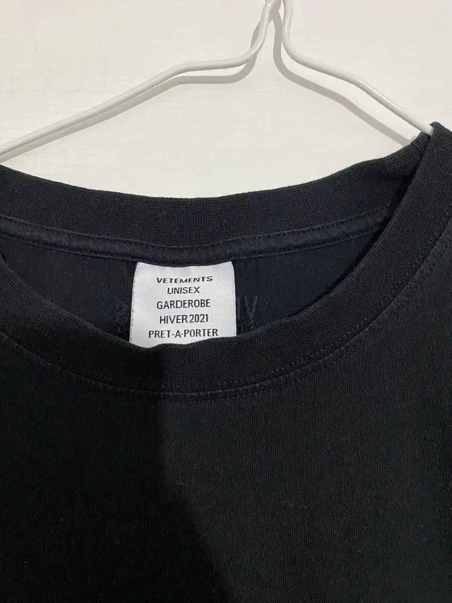 VETEMENTS