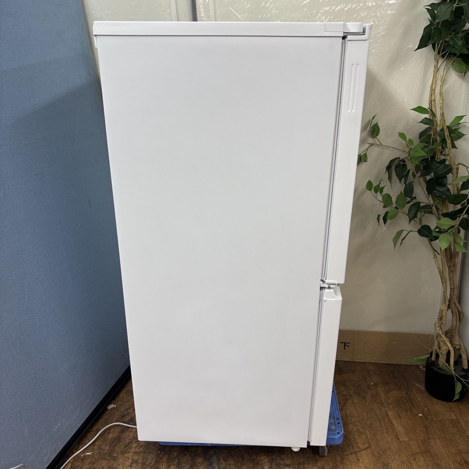 I383 ? 名古屋市近郊配送設置無料！ 2023年製の高年式♪ SHARP