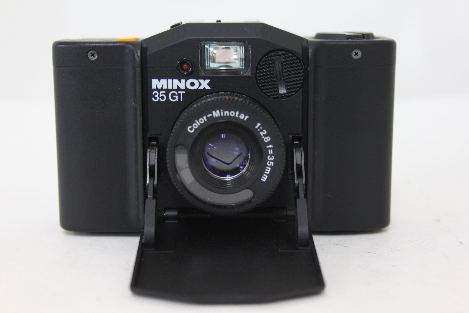 35mm F2.8