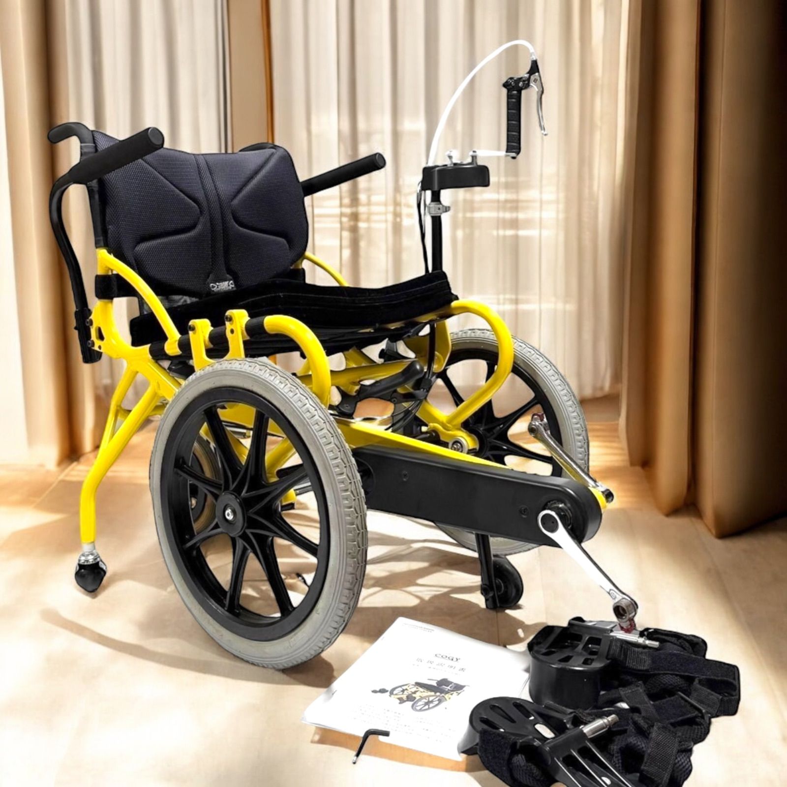 ☆希少!! 美品 COGY コギー 足こぎ車いす 車椅子 車イスソリッド