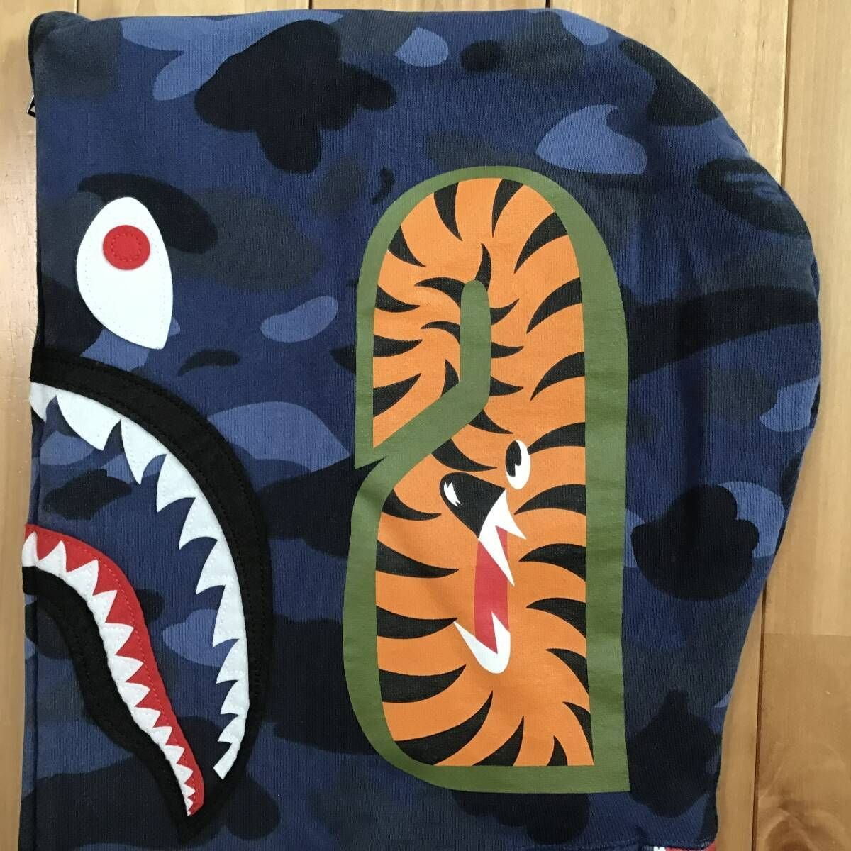 ☆激レア PSG シャーク パーカー Mサイズ a bathing ape BAPE camo