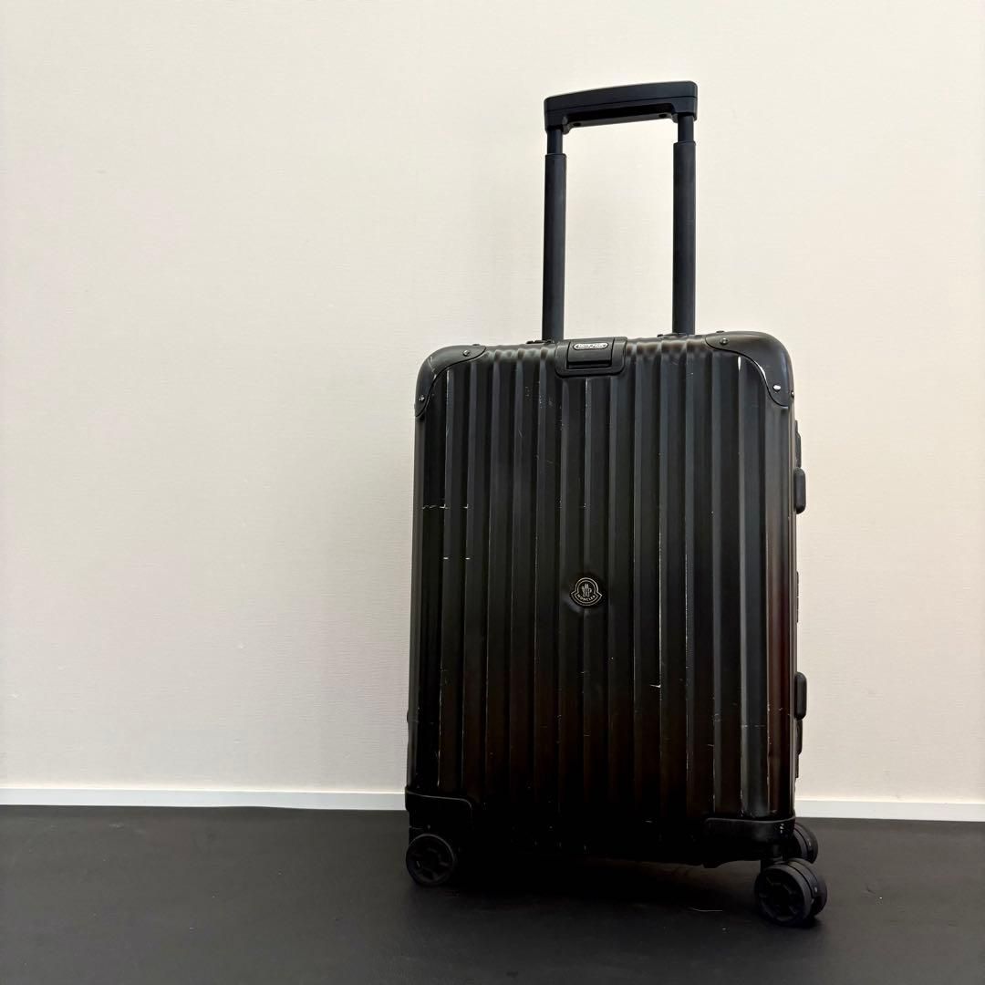 リモワ トパーズ ステルス 32L 2輪 ブラック Amazon | Rimowa Topas