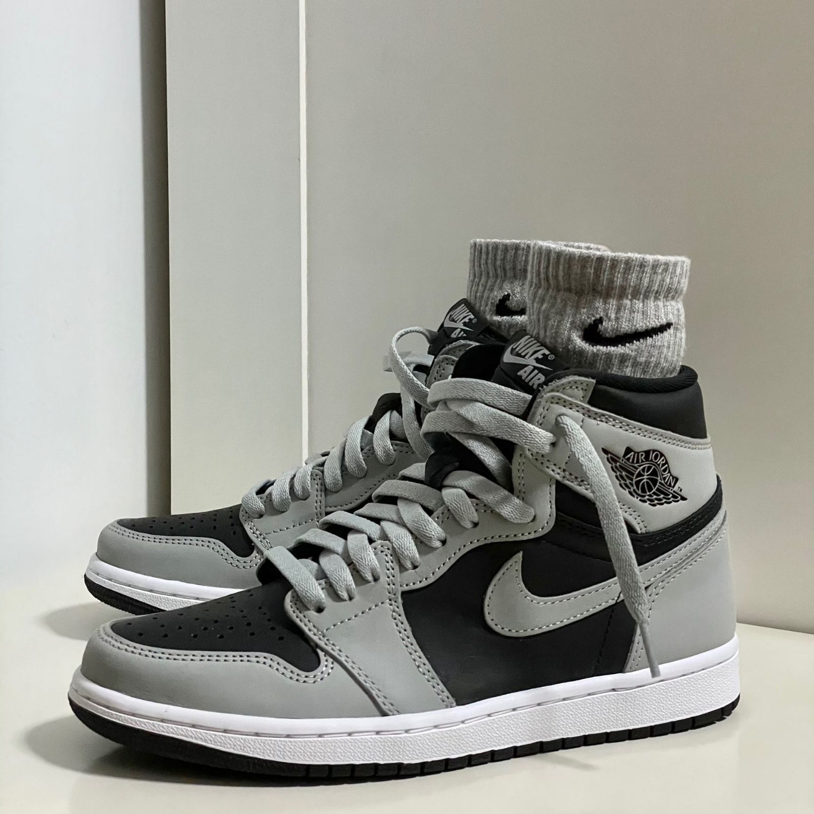 ナイキエア ジョーダン 1 MID [AIR JORDAN 1 MID] エアジョーダン1 ハイ OG 