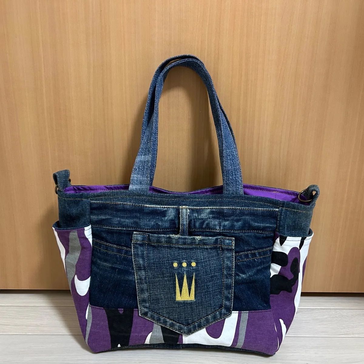 デニム✖️紫カモフラ⭐️デニムリメイクトートバッグ⭐️ポケット 