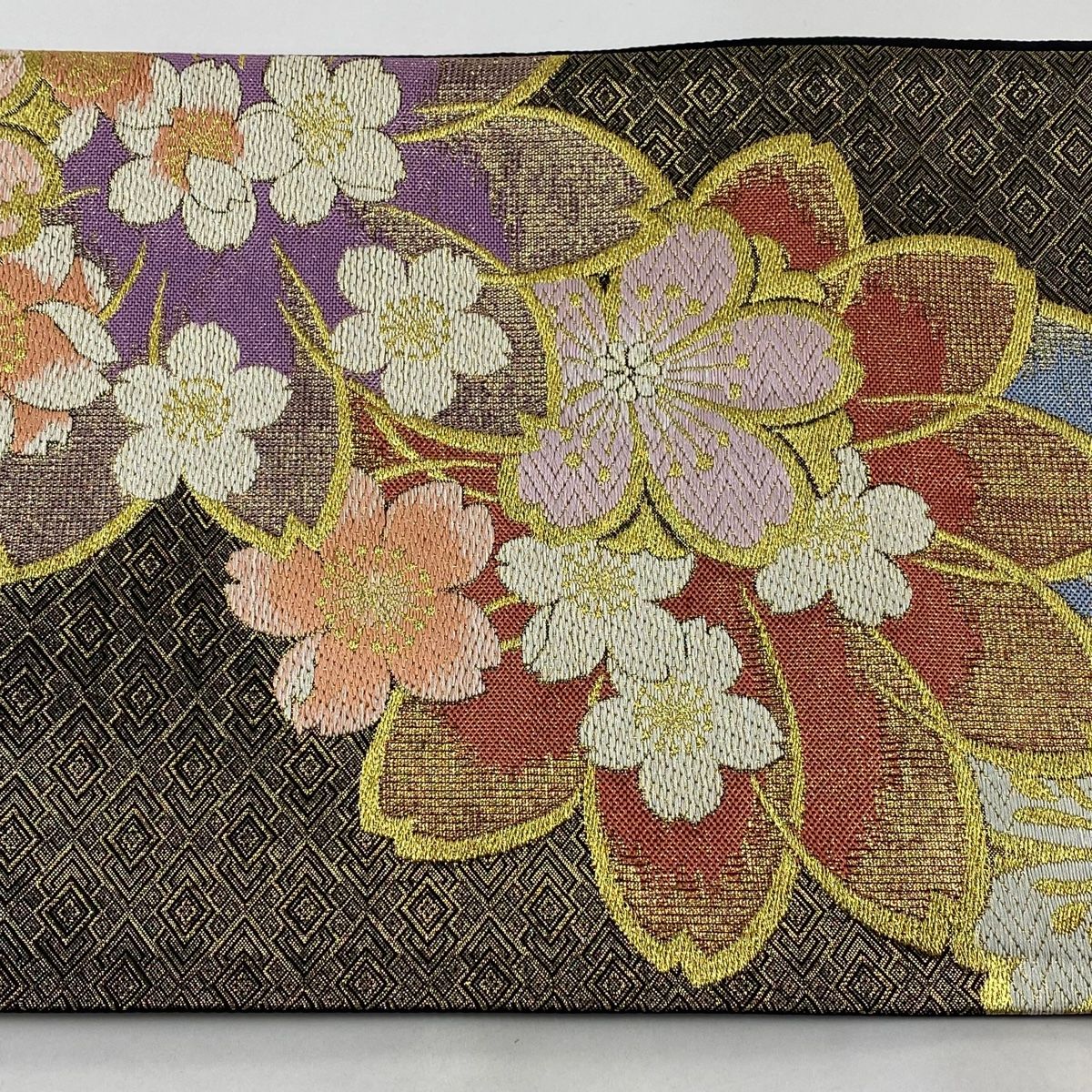 正絹　袋帯【振袖用】六通袋　金糸金彩ラメ糸松竹梅牡丹楓桜菖蒲菊雲文様 新品未使用 振袖袋帯六通柄桜吹雪／黒地・金糸《ふ290》＃江戸小もーん