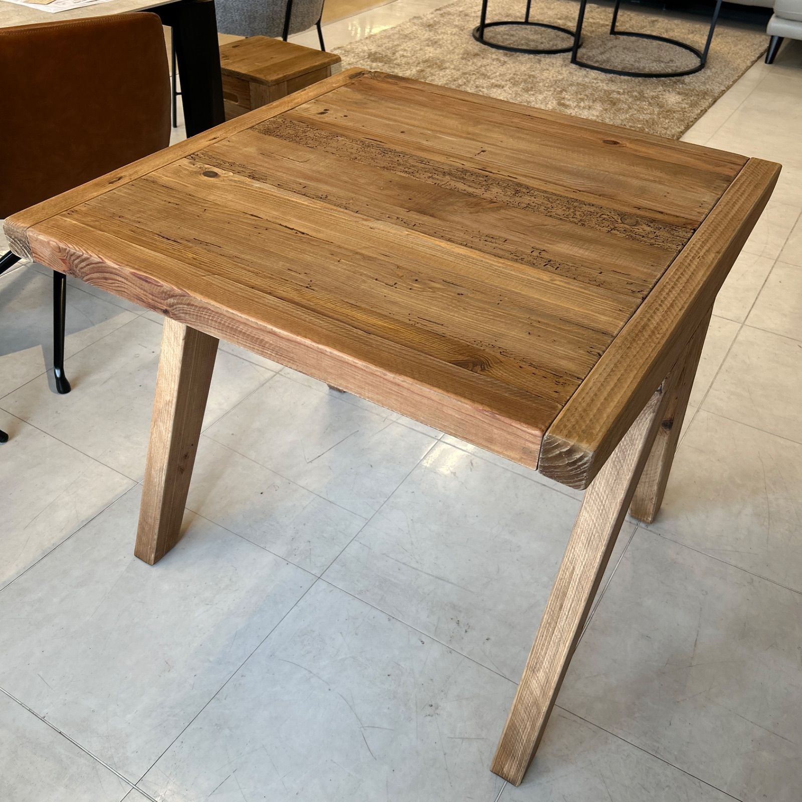 古木カフェテーブル ダイニングテーブル リサイクルパイン