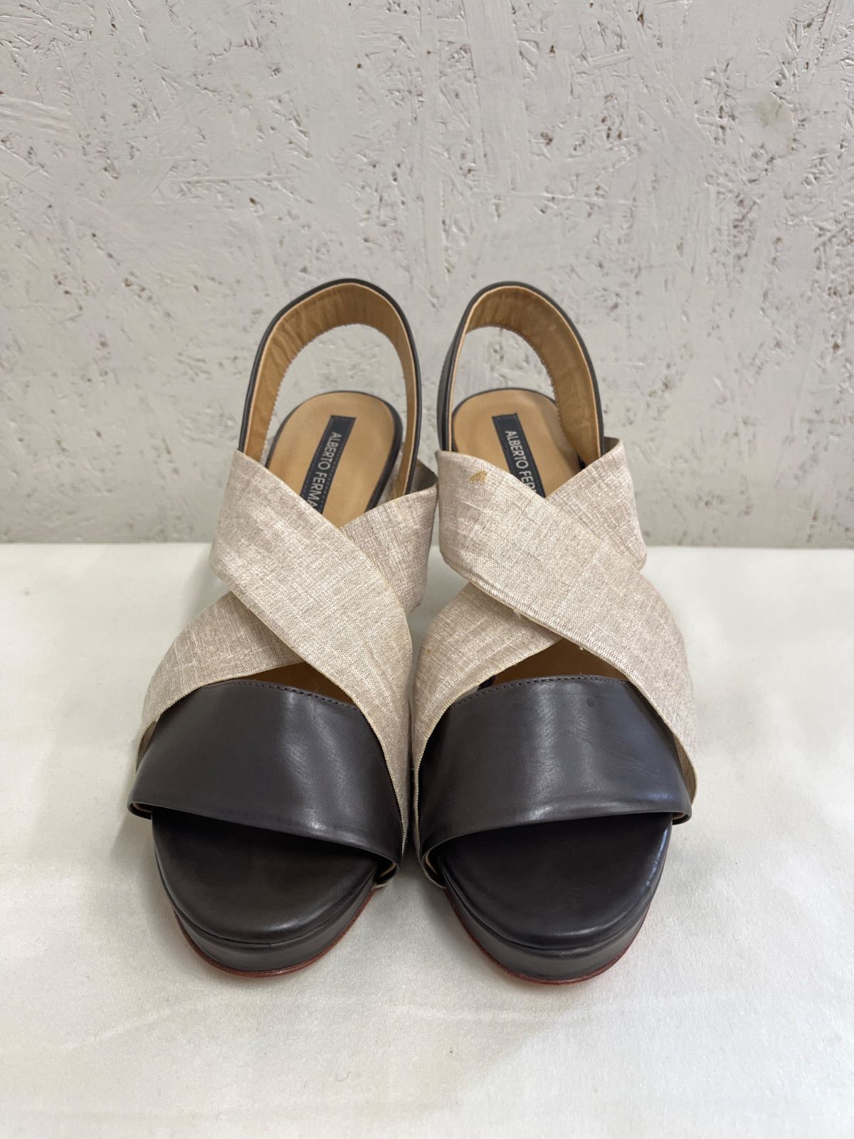 【alberto fermani】ヒール　サンダル　美品　25㎝ alberto fermani】ヒール サンダル 美品 25㎝ - メルカリ