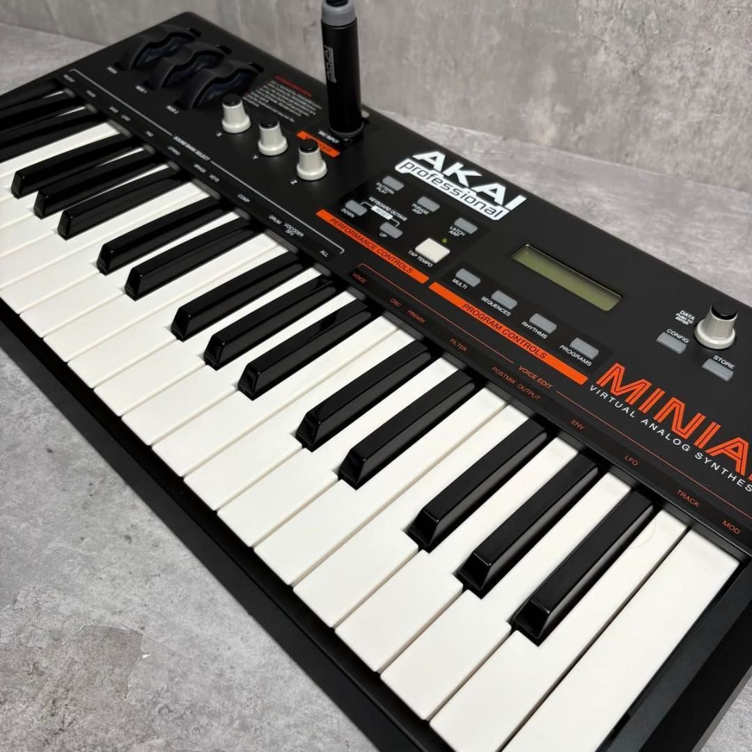 希少 極美品 AKAI PROFESSIONAL MINIAK シンセサイザ - メルカリ