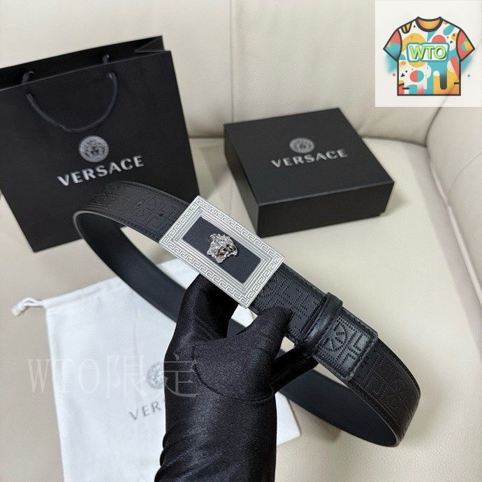 イタリア、GIANNI VERSACE ストライプドットベスト イタリア、GIANNI VERSACE ストライプドットベスト