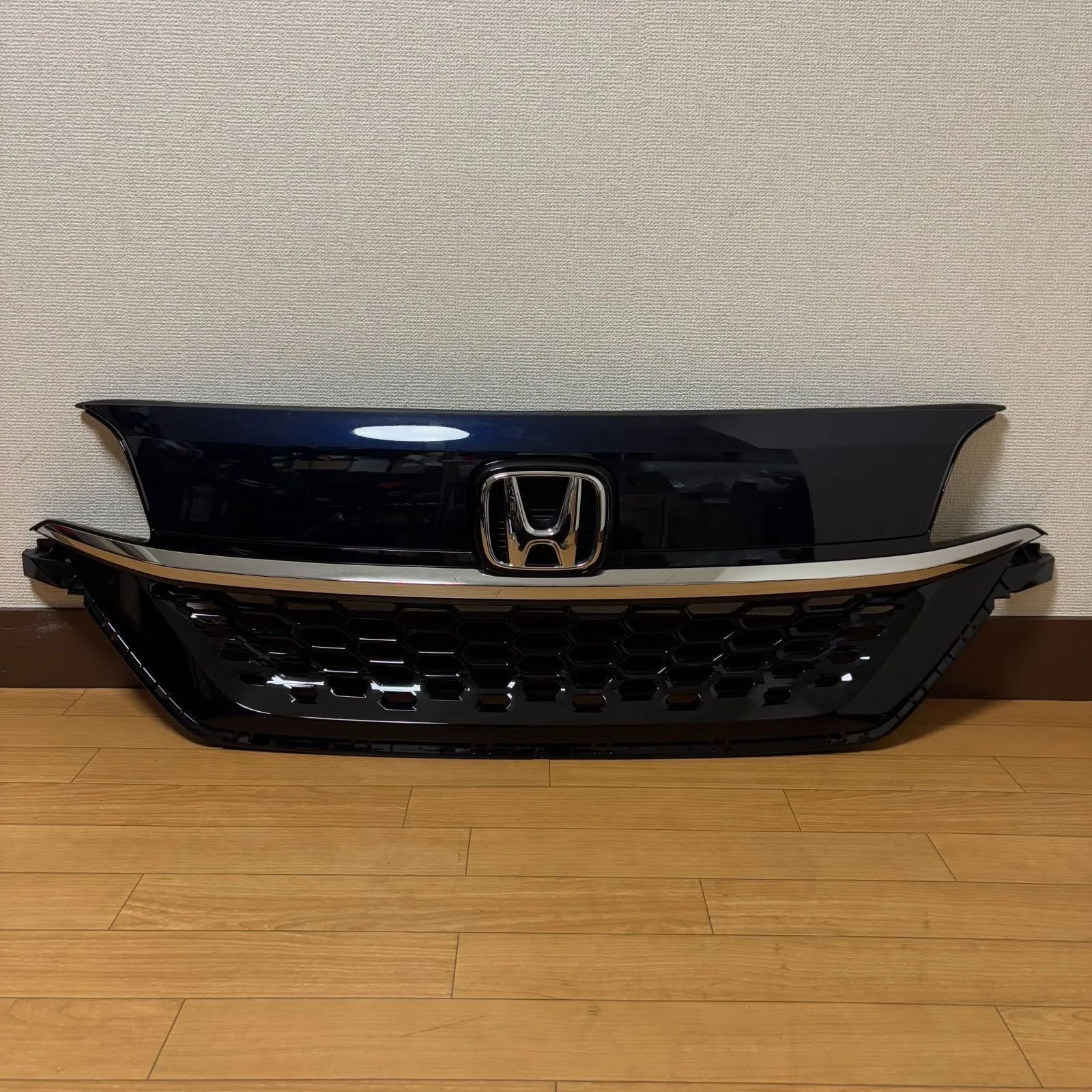 フリード（GB5 前期）純正 フロントグリル ☆良品☆ ホンダ フリード GB5 前期 純正 グリル 71120-TDK-013