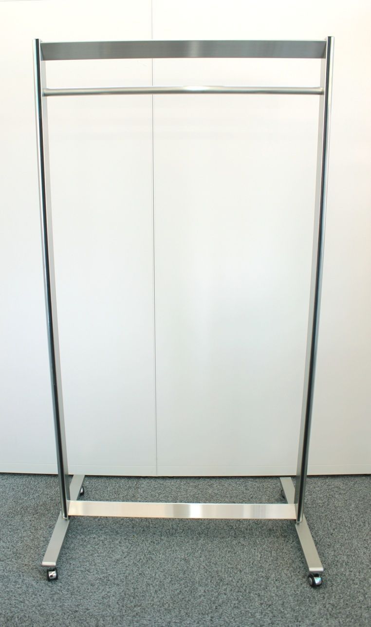 美品】okamura ステンレスコートハンガー キャスター付 【公式通販】