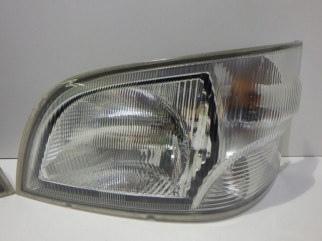 ★コーティング済★ハイゼットS200PS210P 後期ハロゲン左右ヘッドライト ハイゼット ヘッドライト左右 後期 S200P/210P ハロゲン P4941