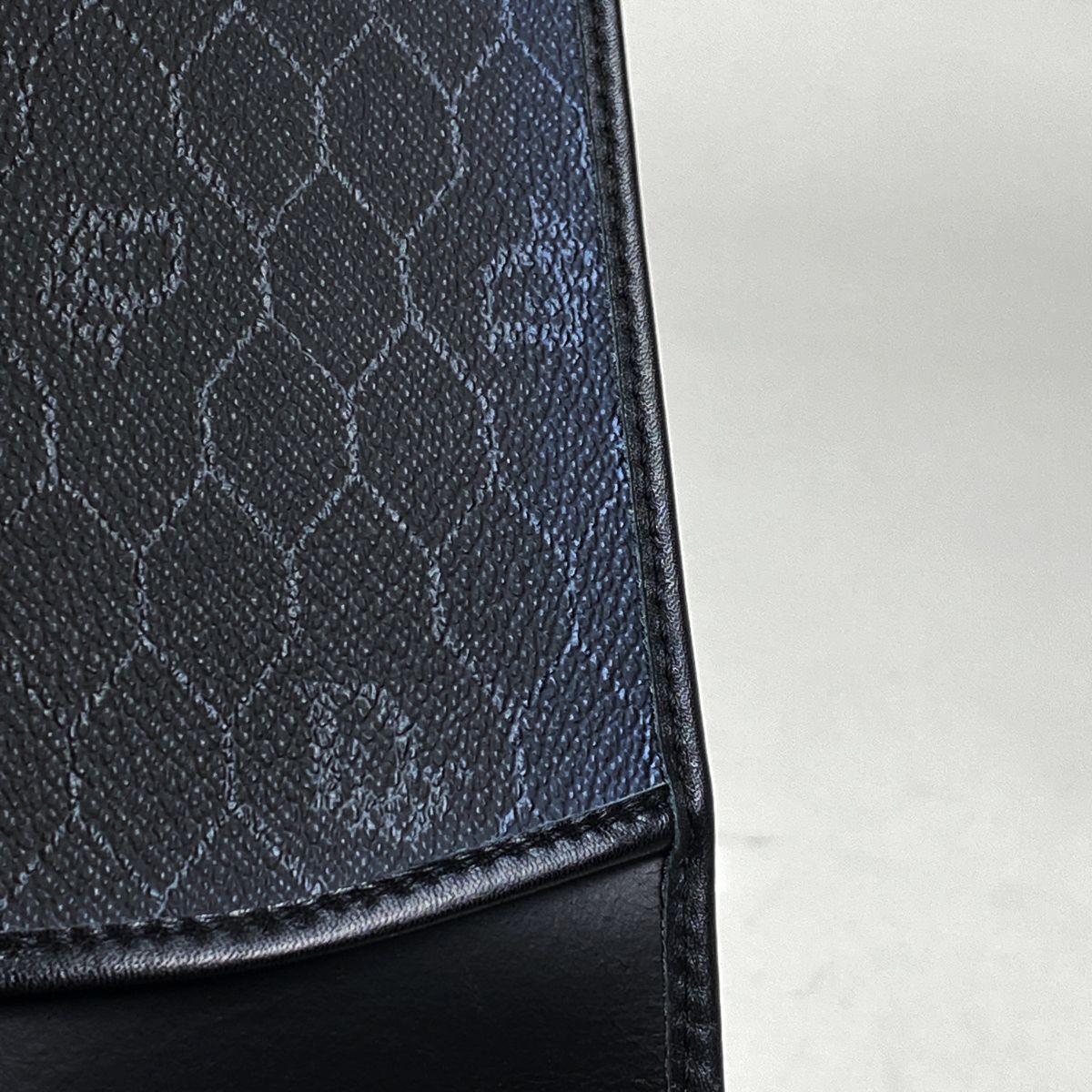 クリスチャンディオール Christian Dior ハニカム柄 チェーン